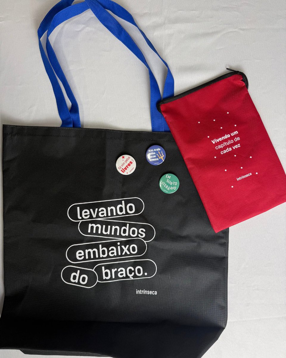 intrinseca's tweet photo. esses são os brindes da Intrín para a Bienal do Livro de SP!!! amaram? https://t.co/lc6tt6Sg6R