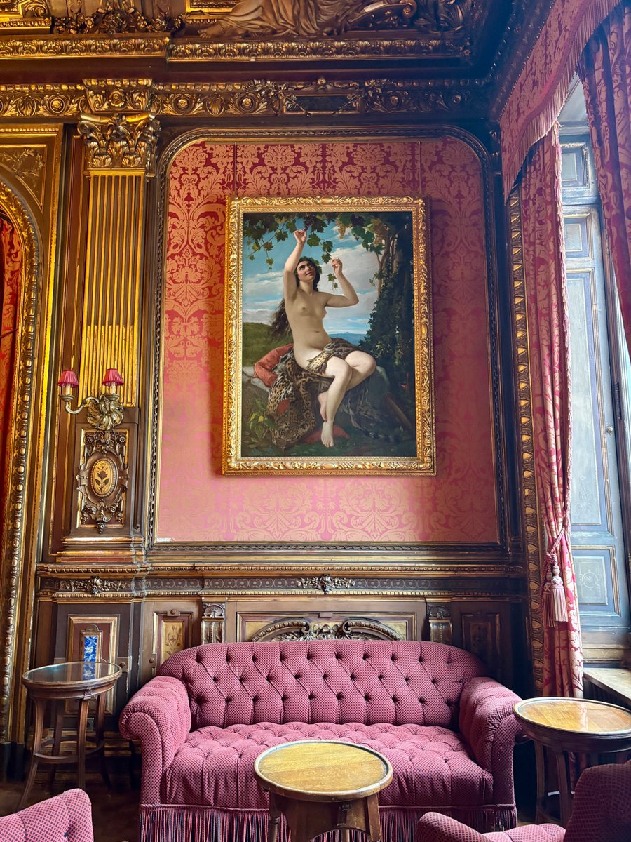 Omonchateau's tweet photo. C’est l'un des lieux les plus exceptionnels et les plus secrets de Paris. Situé au numéro 25 de l'avenue des Champs-Élysées, l'Hôtel de la Païva est un splendide hôtel particulier, construit entre 1856 et 1865. 😍

⬇️ 𝗘𝗻 𝘀𝗮𝘃𝗼𝗶𝗿 + ⬇️
https://t.co/weaeBNsWeZ https://t.co/1h009VoaLB