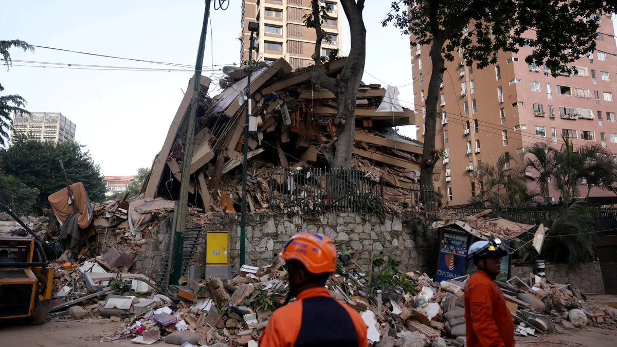 HelpAge's tweet photo. Two months after devastating earthquakes struck Venezuela, families continue to face challenges with housing, water and healthcare.

A new CADENA International and HelpAge International assessment highlights the ongoing needs.

Read more: https://t.co/2IH2m4cbQX https://t.co/AdyZBxd5AL