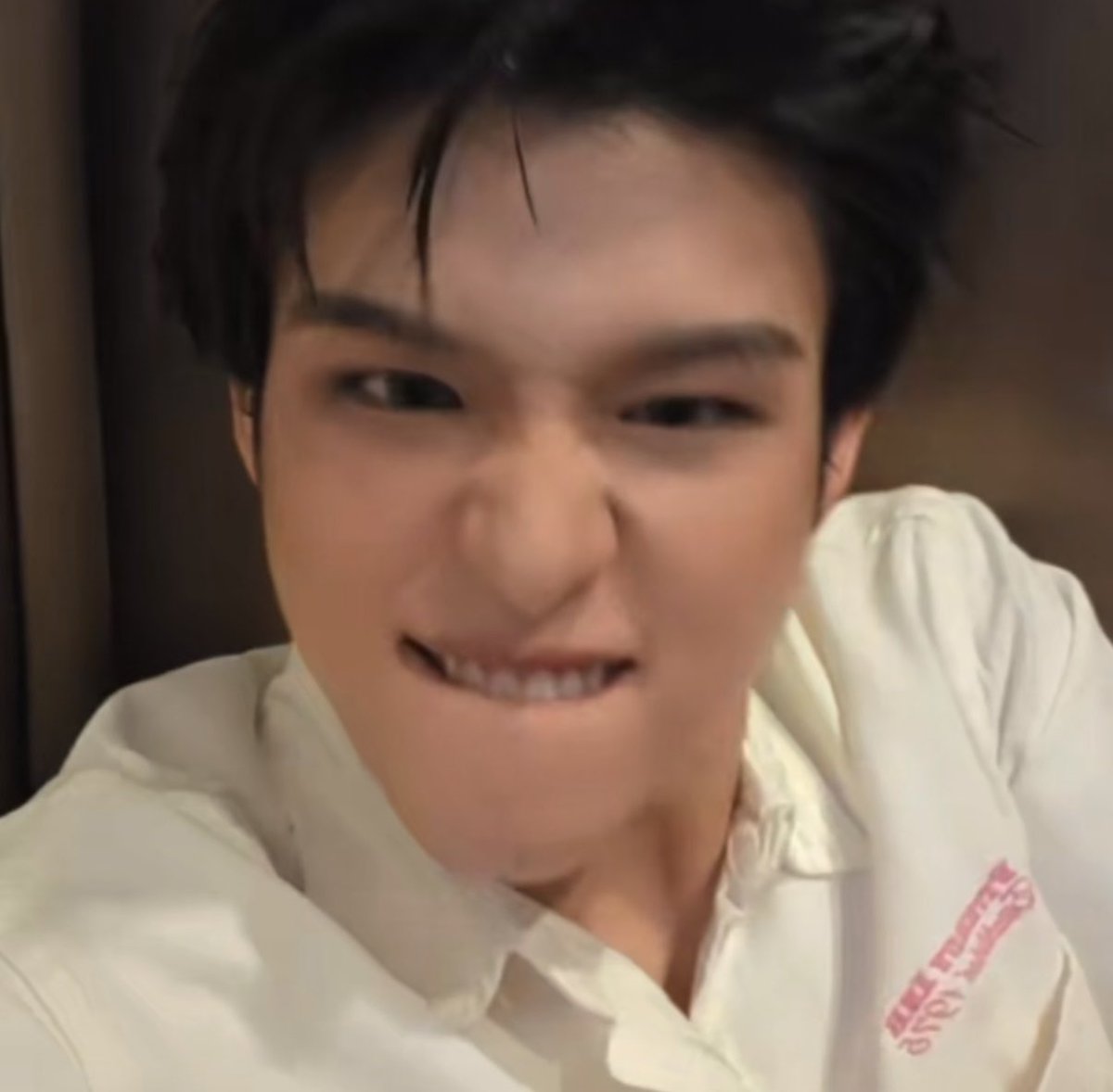 tawaninsunday's tweet photo. คนอิตาลีใช้ facial expression ในการสื่อสาร โอเค คือเข้าถึงซิกเนเจอร์มากกอะ
ex. https://t.co/RKaCkTK3Hj