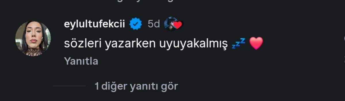 hallobenesra's tweet photo. Şarkının kötü olma ihtimali sıfır sıfır https://t.co/TTlKUc9fUU
