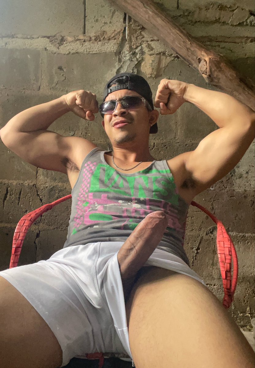alexisuzcat's tweet photo. Excelente servicio una verga que cuando se pare se salga del short por un ladito🤤 y los tragones con el culo y la boca echa agua🤤🍼

Canal VIP +700 fotos y videos✅
Contenido personalizado✅
Videollamadas✅

📲 https://t.co/dXndkaysnl https://t.co/lo2I8aP2Ea