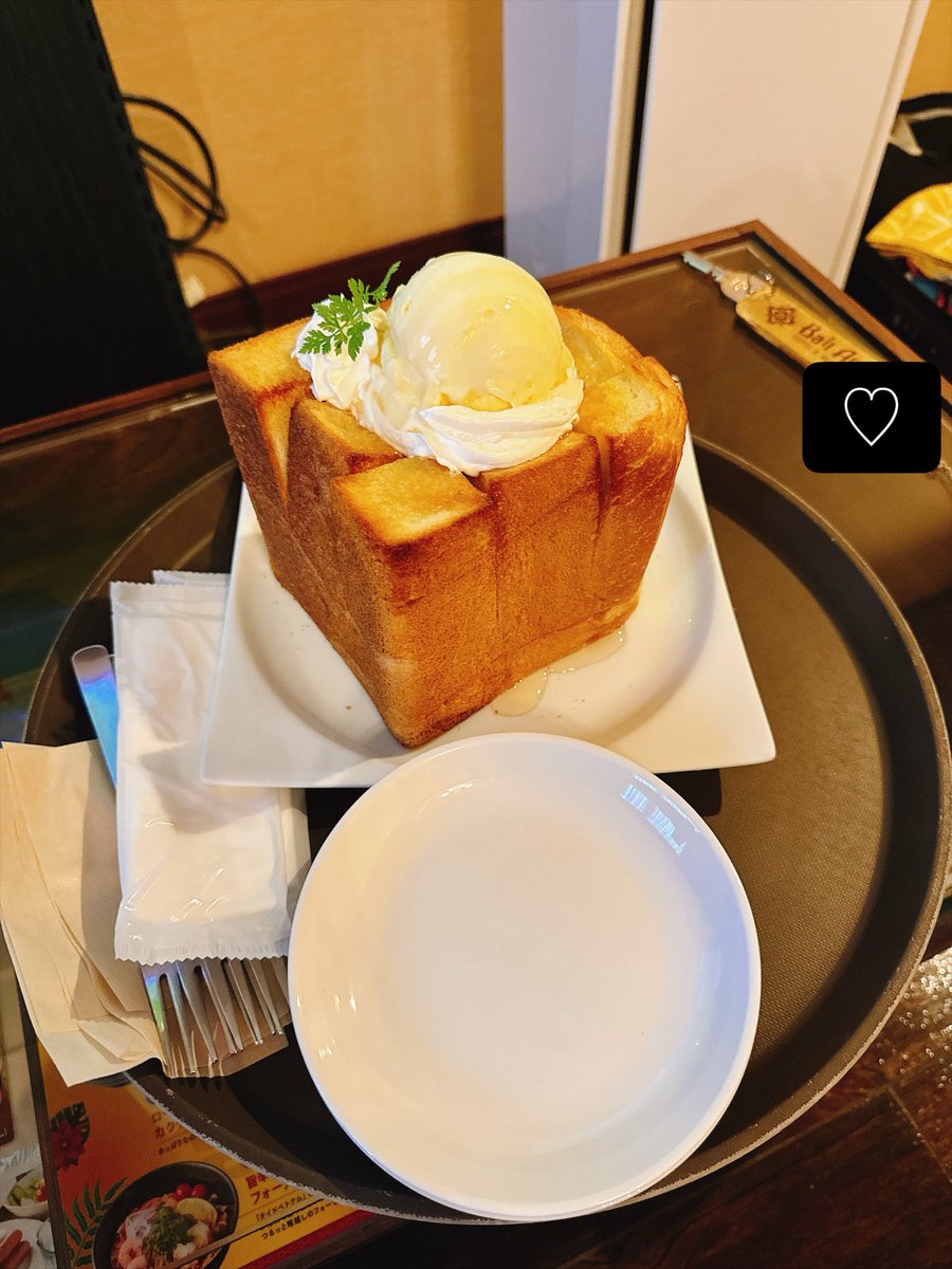 ateliertym's tweet photo. バリアンにね、この前行ったぞ https://t.co/V1b1zqn6as
