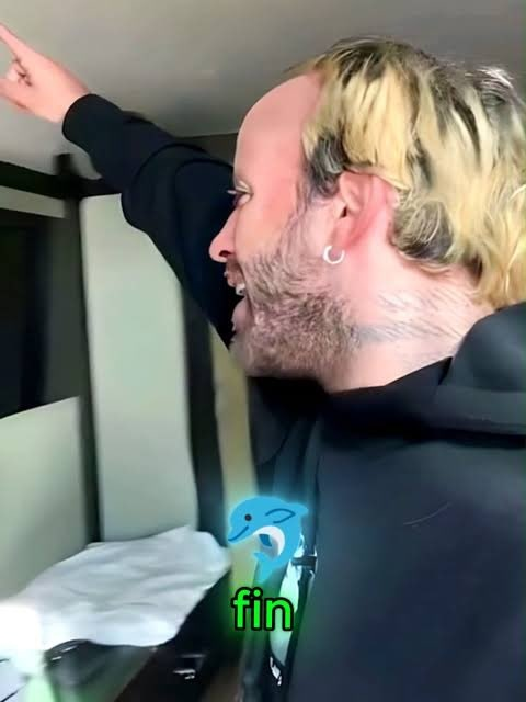 acervokarolg's tweet photo. Exponiendo a la novia trumpista del colombiano Feid, quien ya dijo abiertamente que Karol G y Shakira son “basura colombiana”.

Sigue el hilo 🧵👇 https://t.co/m2aUJweQ50