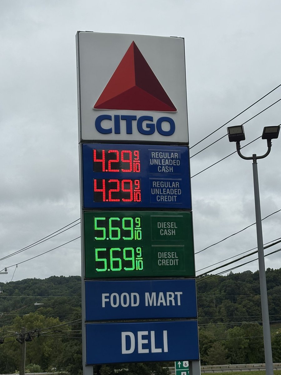 ChrisMurphyCT's tweet photo. As I walk across the state this week, gas prices everywhere are over $4.25. That’s totally unaffordable for any family living paycheck to paycheck. 

And the only reason prices are this high is Trump’s insane, incompetent war. https://t.co/JP2HlFd9Ke