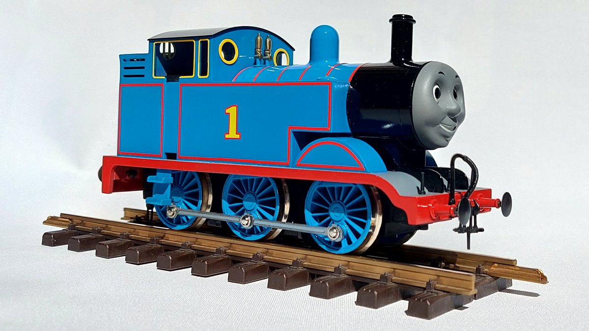 faeleryn's tweet photo. This is a replica I've wanted to do for years so I'm happy to have finally (almost) finished my replica of Thomas the Tank Engine. The models in Thomas were a big inspiration to me growing up so I built my replica using as many of the original materials and techniques as I could. https://t.co/9U5L1Wgmlr