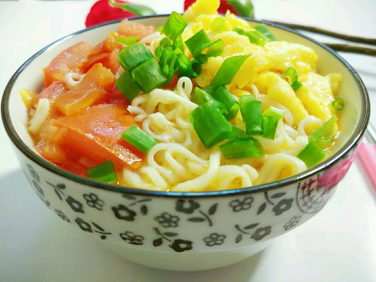 amreshsharma82's tweet photo. Just whipped up a warm tomato egg noodle bowl  Simple, cozy, and perfect for a busy weeknight! https://t.co/G9jyTwKupA