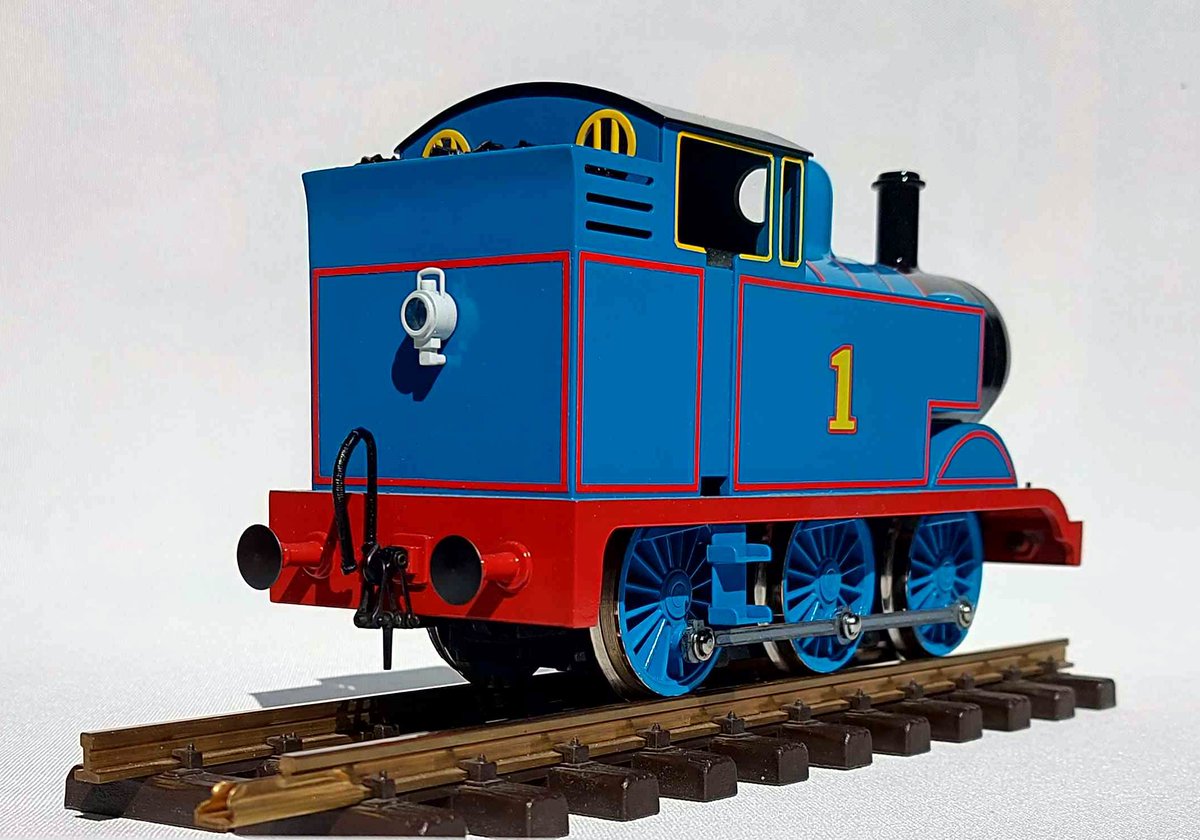 faeleryn's tweet photo. This is a replica I've wanted to do for years so I'm happy to have finally (almost) finished my replica of Thomas the Tank Engine. The models in Thomas were a big inspiration to me growing up so I built my replica using as many of the original materials and techniques as I could. https://t.co/9U5L1Wgmlr