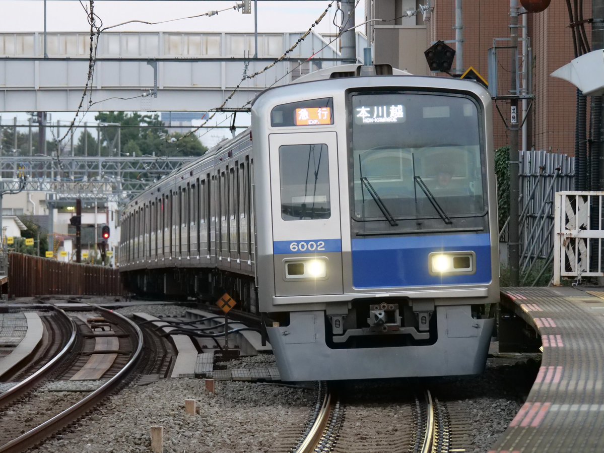 588401_N's tweet photo. 西武新宿線の速度控えめな走りが好き🚃 https://t.co/7hnpQVu0tX