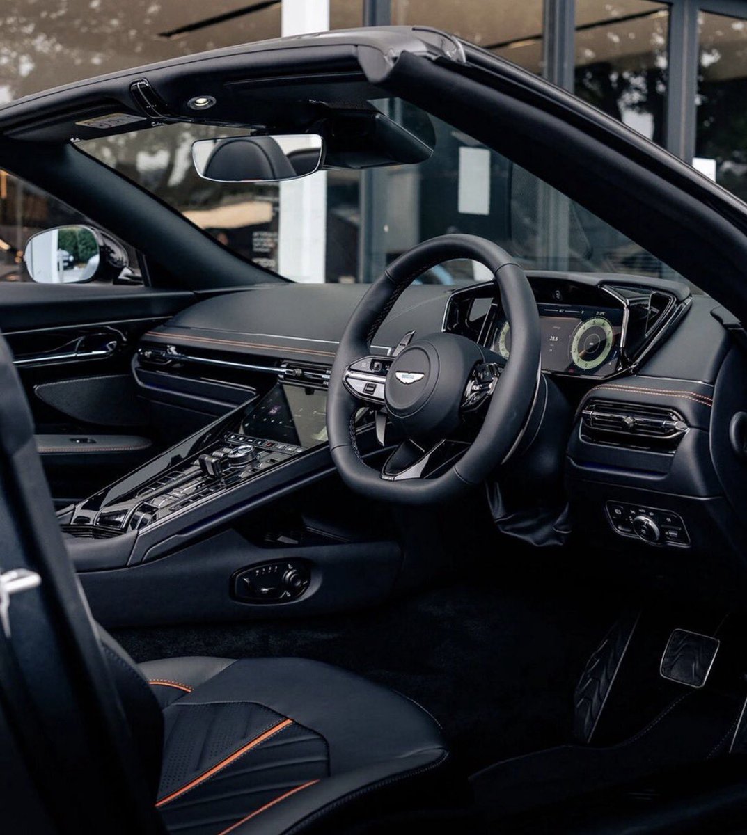 carpxrnpicx's tweet photo. Aston Martin DB12 S Volante https://t.co/mO5WrhnA0v