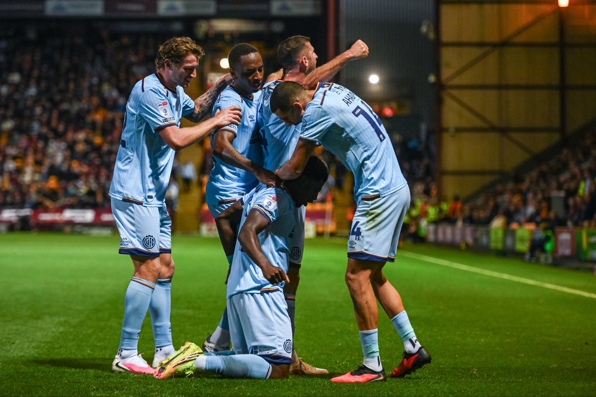 raeesbw's tweet photo. Important win away from home, massive thank you to all travelling fans your support was incredible🔥. #GODSTIMING https://t.co/7yDWgEerZJ