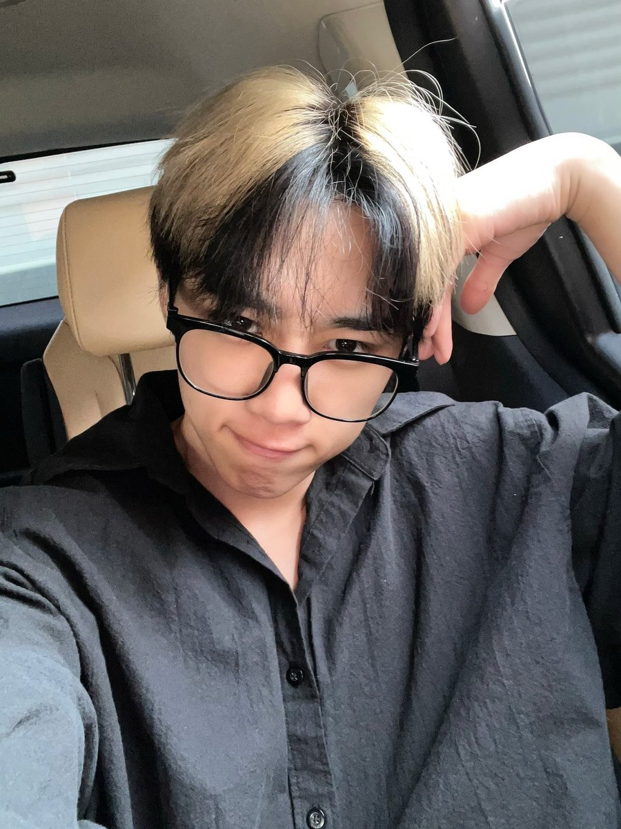 tteon00's tweet photo. 틀린 그림 찾기. (100점) https://t.co/bhLrZ54LWY