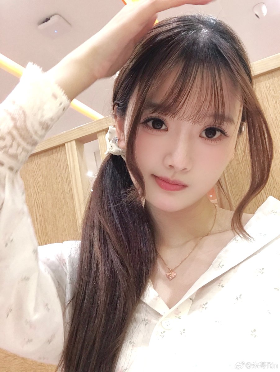 winlove54's tweet photo. ราตรีสวัสดิ์ นะคะ องค์หญิง
นางฟ้าจูหลิง
#จูหลิง
#K00
#朱苓 #ZhuLing #Kirinrin
#ข้ารักเจ้าหมื่นปี https://t.co/tE83MAZWss