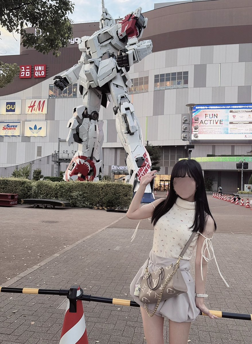 neoneet33's tweet photo. ユニコーンにバイバイしてきた！ https://t.co/1msFUANVsl