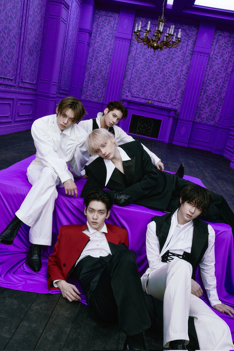 TXTChartData's tweet photo. All tracks from @TXT_members "7TH YEAR: A Moment of Stillness in the Thorns" has now surpassed 10M streams on Spotify, becoming their 13th album to do so. https://t.co/tXqWryhONz