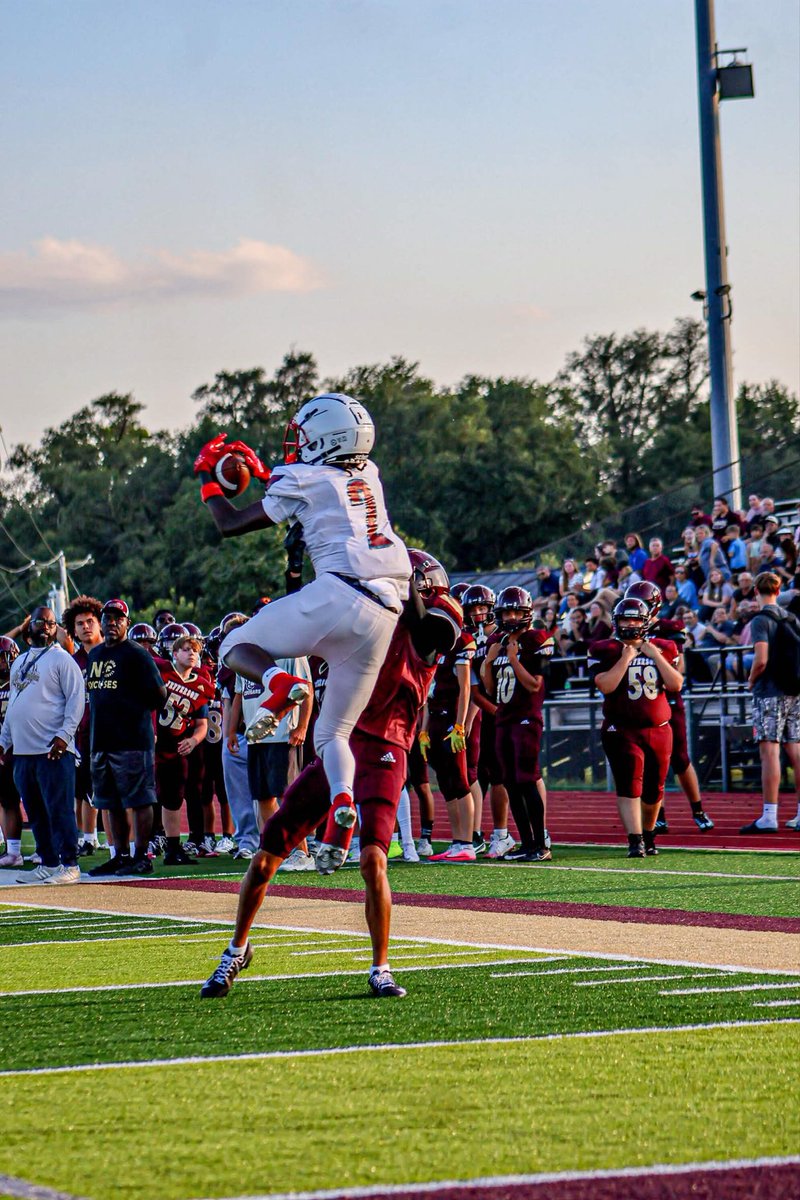 AdamBanire8k's tweet photo. Played 2 quarters of jv on August 24th vs Jefferson.
0 catches allowed 
2 pbu’s 
1 interception🔥🔥🔥
@smcardsfb @PrepRedzoneWV @SportsTalk_304 @The304Scout @CoalfieldsCo @CoachLucas10 @StevesSportsYT https://t.co/1XKvNPGZiH