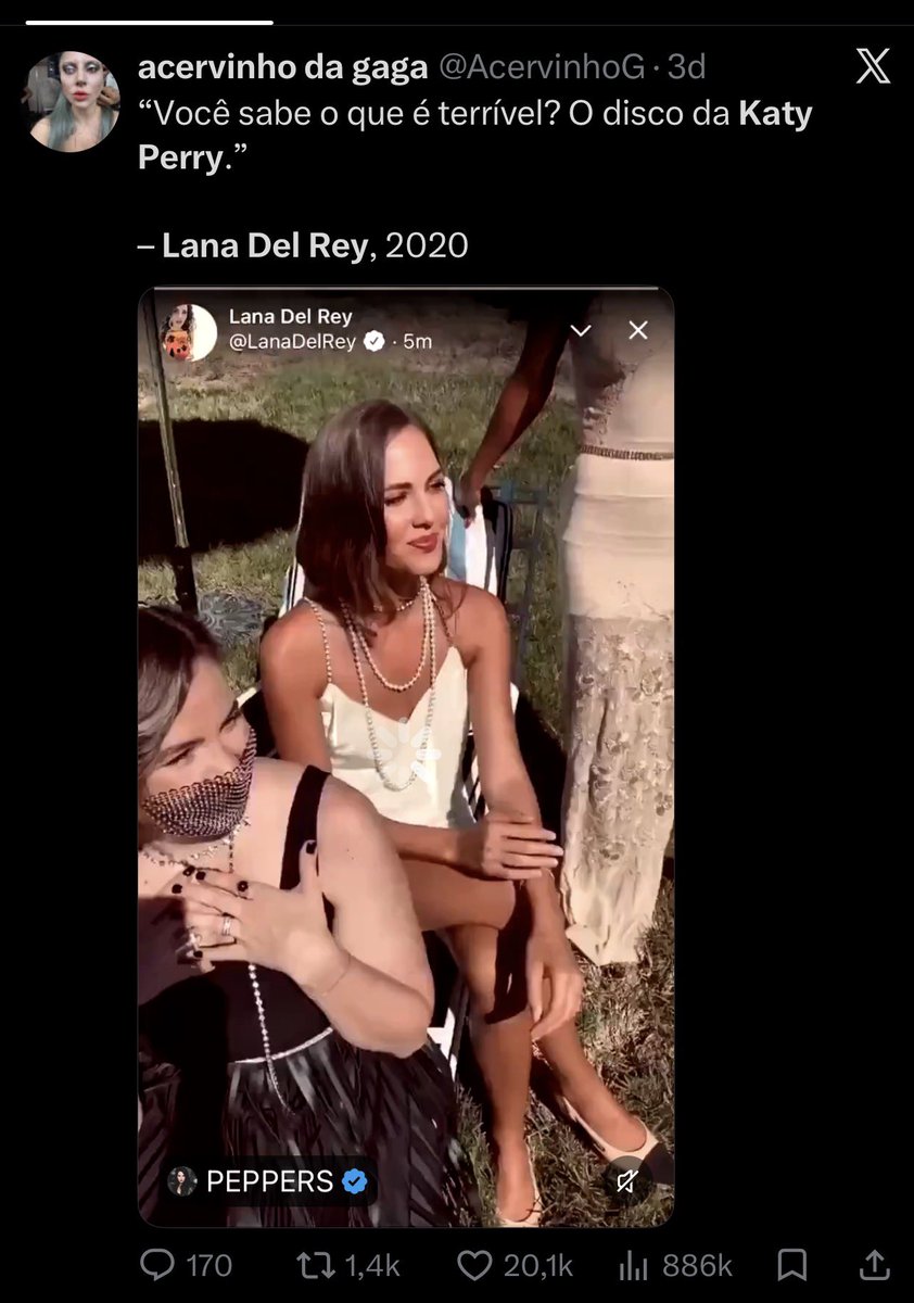 lanareycharts's tweet photo. 14. misoginia 
lana sempre atacou e rivalizou mulheres https://t.co/JnsLcQKrRI