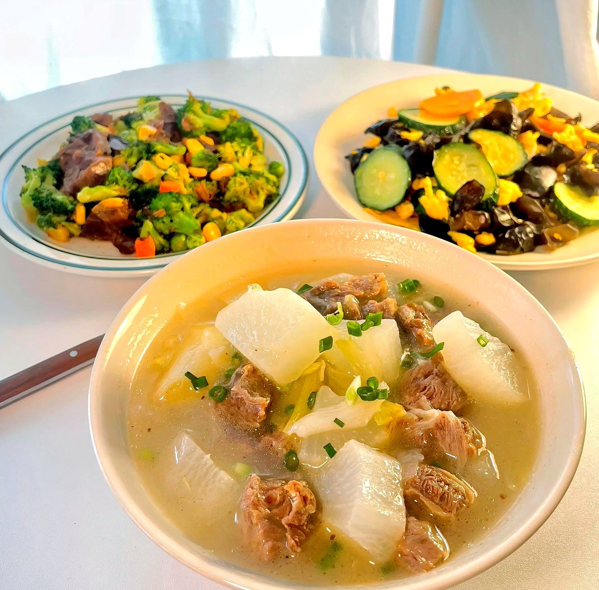 amiro083092's tweet photo. Nothing beats warm homemade congee with pickles on a rainy morning—comfort in every spoonful. https://t.co/GNcnRpWGUW