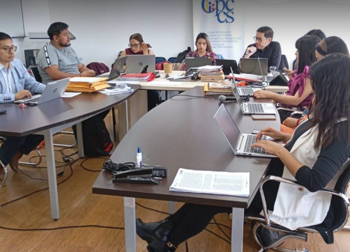 vtv_ecuador's tweet photo. #País: 📑🎙🏢🗞 #Postulantes a #FiscalGeneral tienen hasta el lunes para responder 41 #impugnaciones. Los postulantes impugnados serán notificados este miércoles 2 de septiembre y tendrán hasta el lunes 7 para presentar sus contestaciones y pruebas de #descargo. https://t.co/4WUDn3sHGG