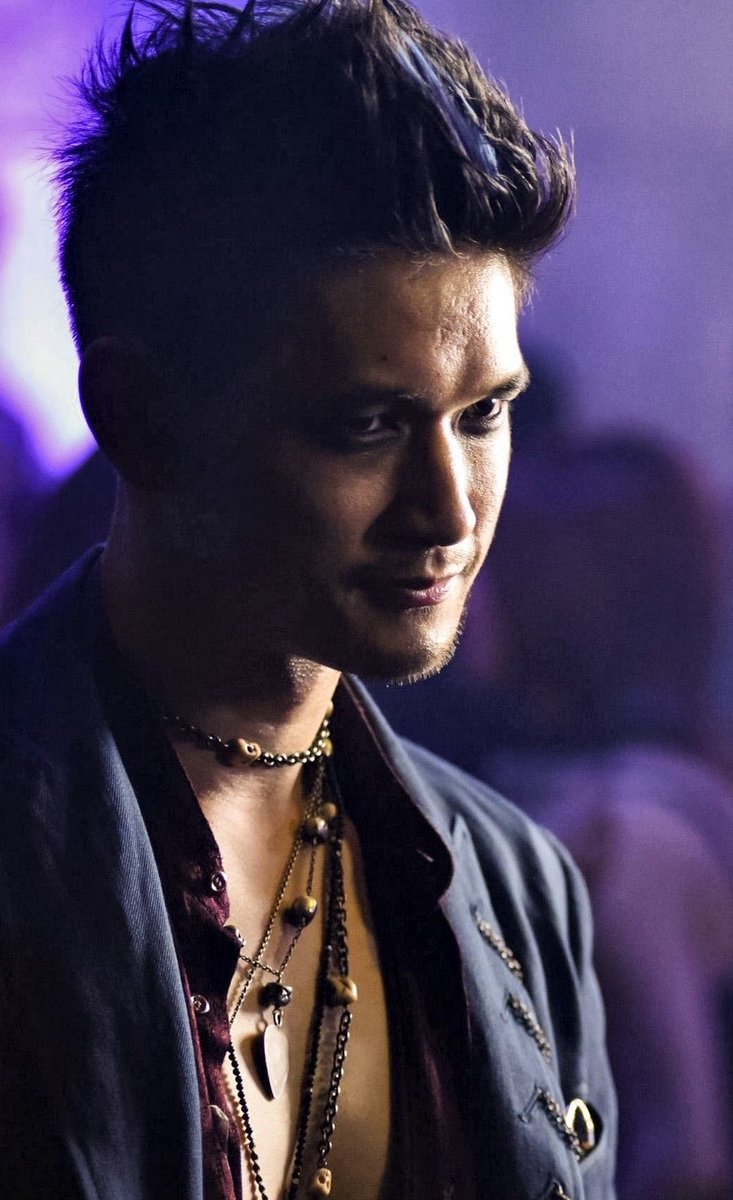 rylesrambles's tweet photo. “greys anatomy” BABY DO YOU MEAN MAGNUS BANE https://t.co/QuhHws25Ss