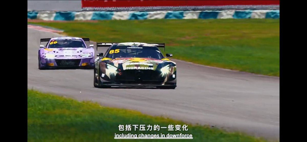 bluyello035's tweet photo. คิดว่าอูโน่น่าจะใช้การปรับ downforce เพื่อเพิ่มให้รถกดถนนแน่นขึ้นเพื่อทดแทนความลื่นจาก slick Tyres ที่ขับบนสนามจูไห่ที่เก่ามากๆ และระบบระบายน้ำไม่ทันสมัย ภาพจากใน cockpit นักแข่งแทบมองไม่เห็นอะไรเลย การฝึก visualization ที่อี้ป๋อฝึกได้ใช้ตรงนี้เลย เพราะทัศนียภาพแย่มากๆ https://t.co/P9YIH8inMu