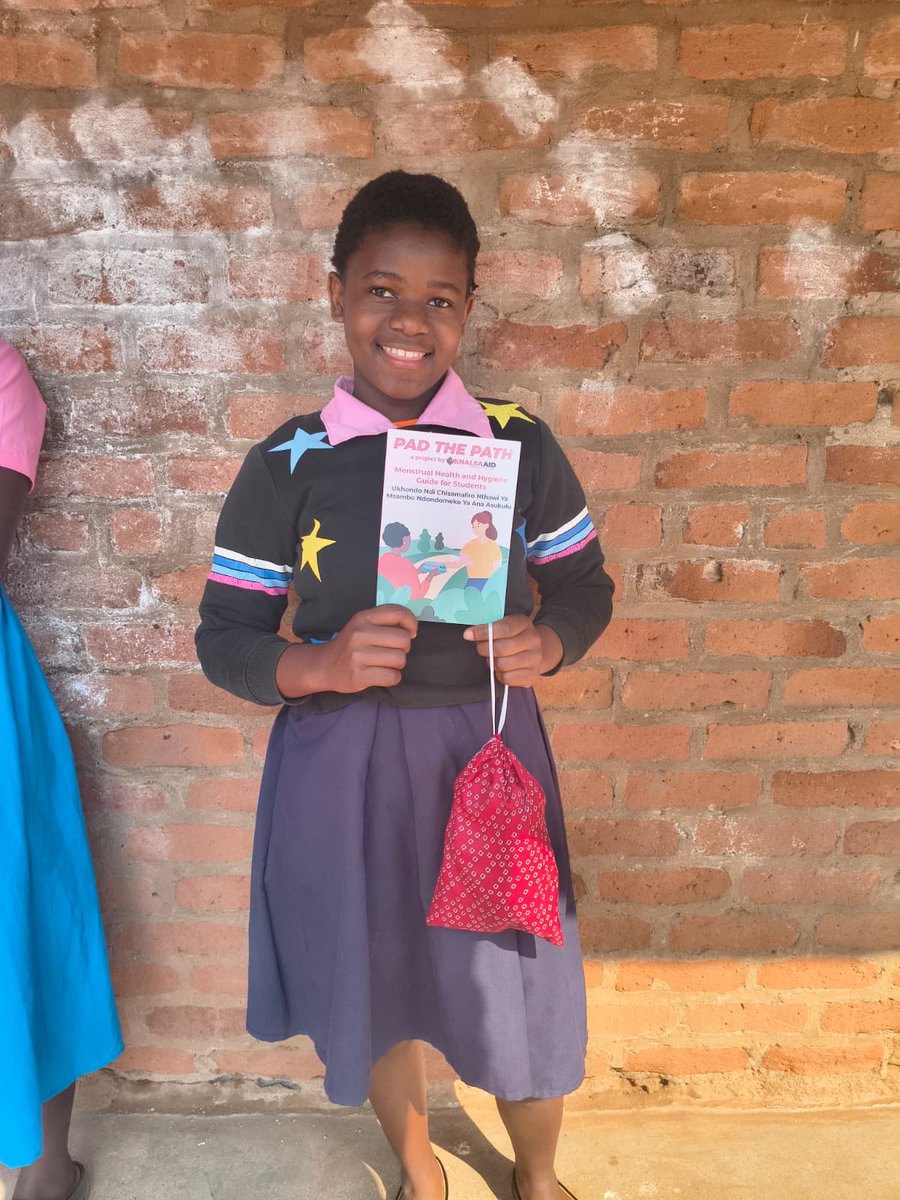 Khalsa_Aid's tweet photo. Our team is in #Malawi, Africa!
Distributing reusable sanitary kits to schoolgirls helping them to stay in school with dignity and comfort.
To donate click the link below:
https://t.co/WLgM8d2bcV
#PadThePath #KhalsaAid #Seva #Africa #Humanity https://t.co/qfrAm1PZy0