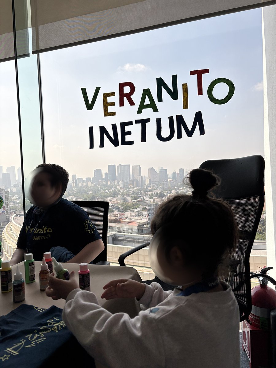 inetum_es's tweet photo. [#México] 2ª edición de Veranito Inetum, una iniciativa creada para apoyar a nuestras familias durante las vacaciones de verano de sus hijos e hijas.

A lo largo de cuatro viernes las oficinas se transformaron en espacios de aprendizaje, convivencia y diversión.

#WeAreInetum https://t.co/xOgUPZ6VKF