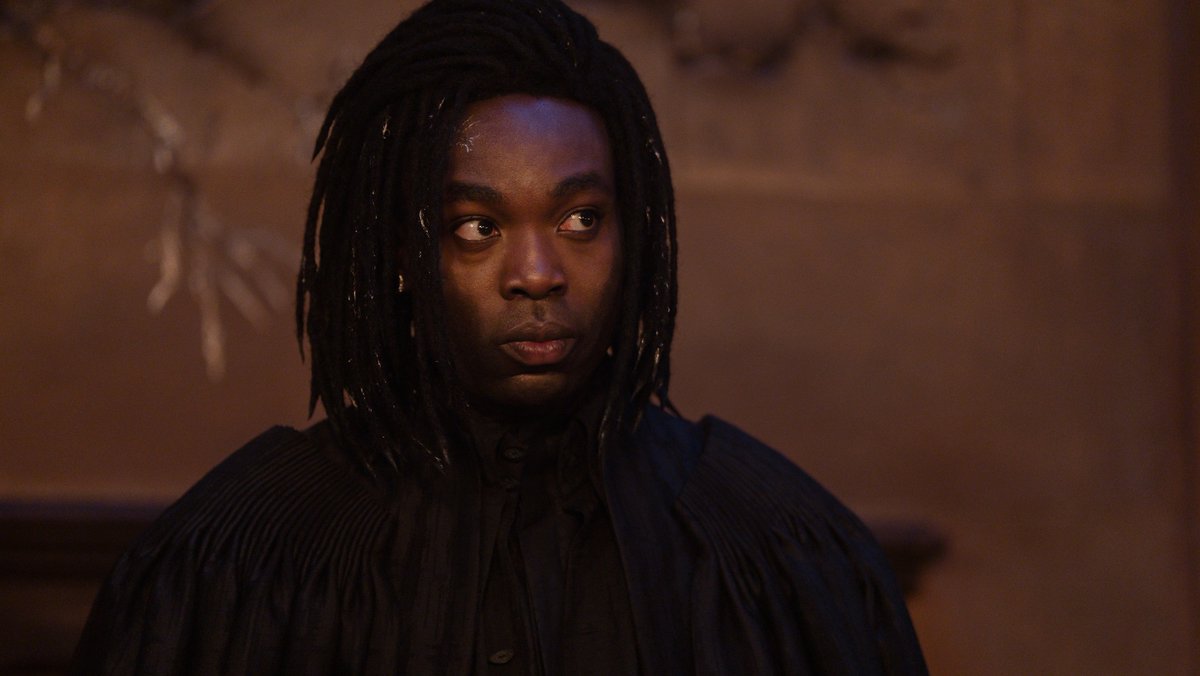 HPTVNews's tweet photo. 📷Harry Potter and the Philosopher's Stone | Episode Stills | Season 1 #HarryPotter

Paapa Essiedu https://t.co/txGMw3Nyjr