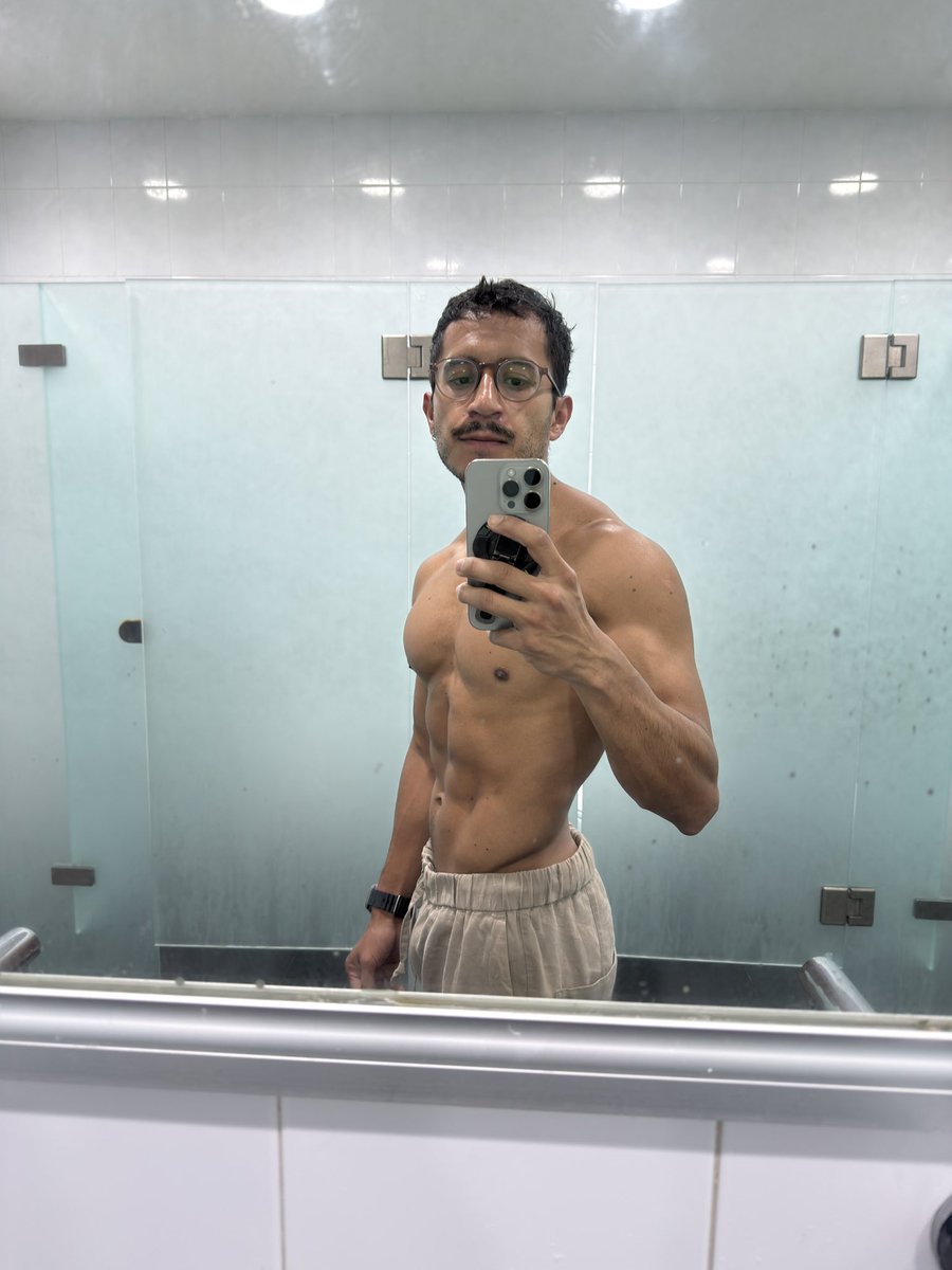 juampiolv's tweet photo. 🧜🏽‍♂️ https://t.co/Y70kfWR3Jt