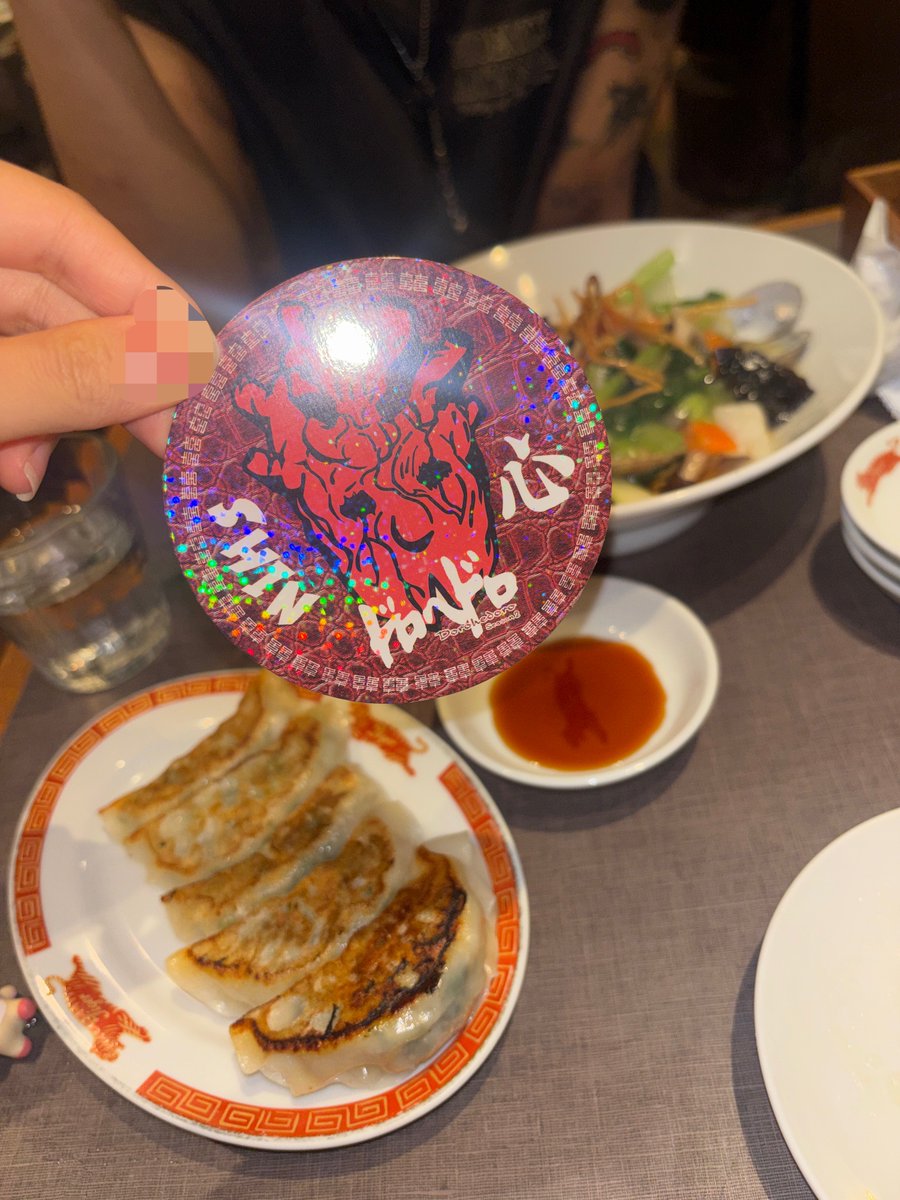 mi_tamtambu's tweet photo. 헝그리버그에서 니카이도의 오오바교자 먹었다. https://t.co/hEEa9PuREn