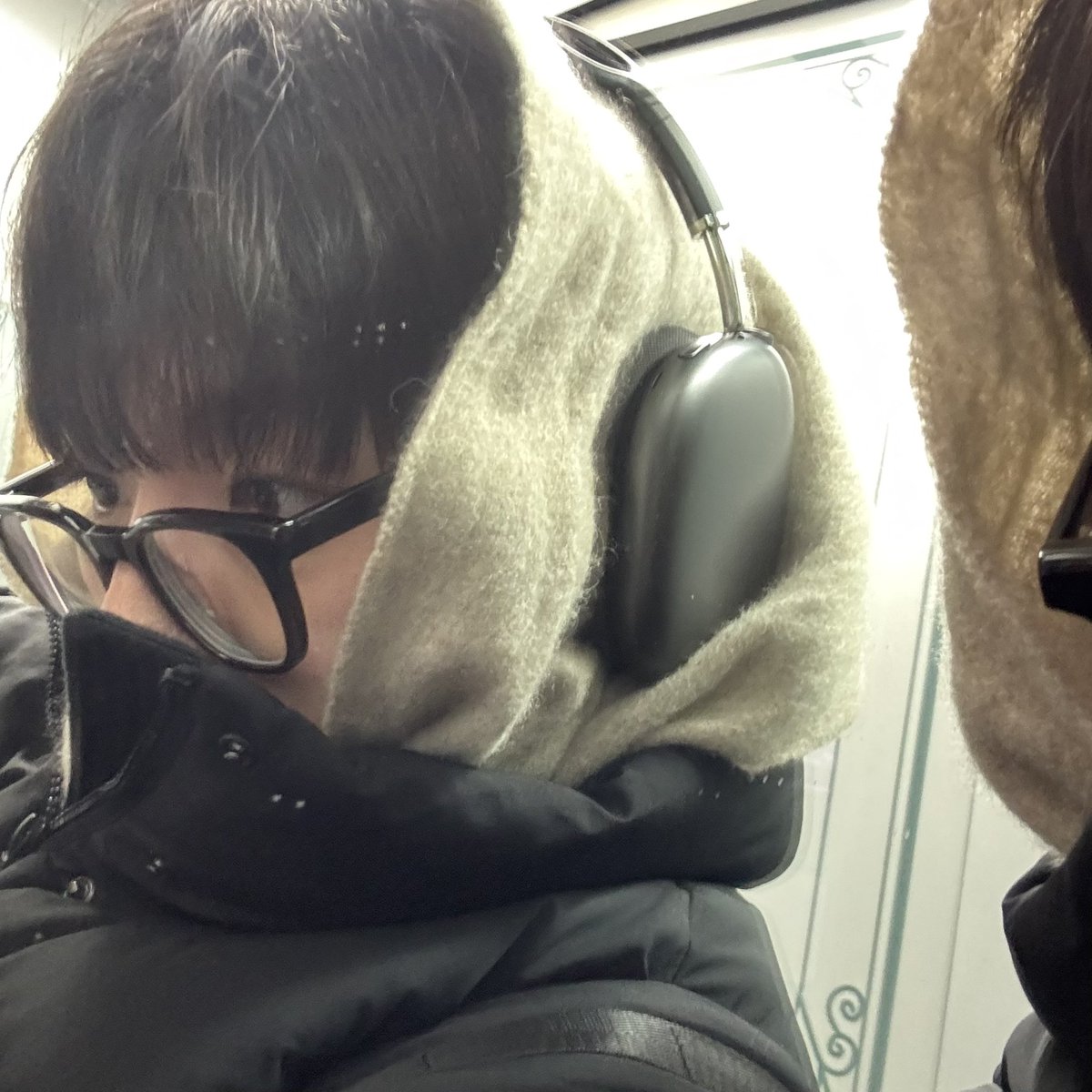 Ryoooooom0's tweet photo. 음악추천받아요 https://t.co/lUJgA1tMhr