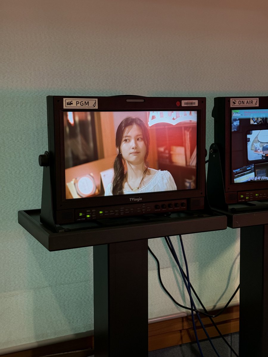 songhyus's tweet photo. August's bits and bops! 🫧 https://t.co/Suymd9fOr0
