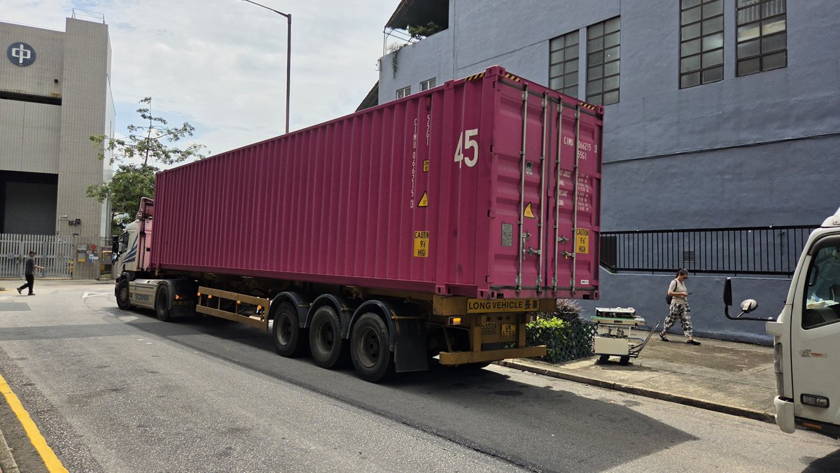 Singchewho_2030's tweet photo. CIMU 066215-3 #55G1
#RAL4010 #Telemagenta
好吸引到我 https://t.co/FkO71rvu72