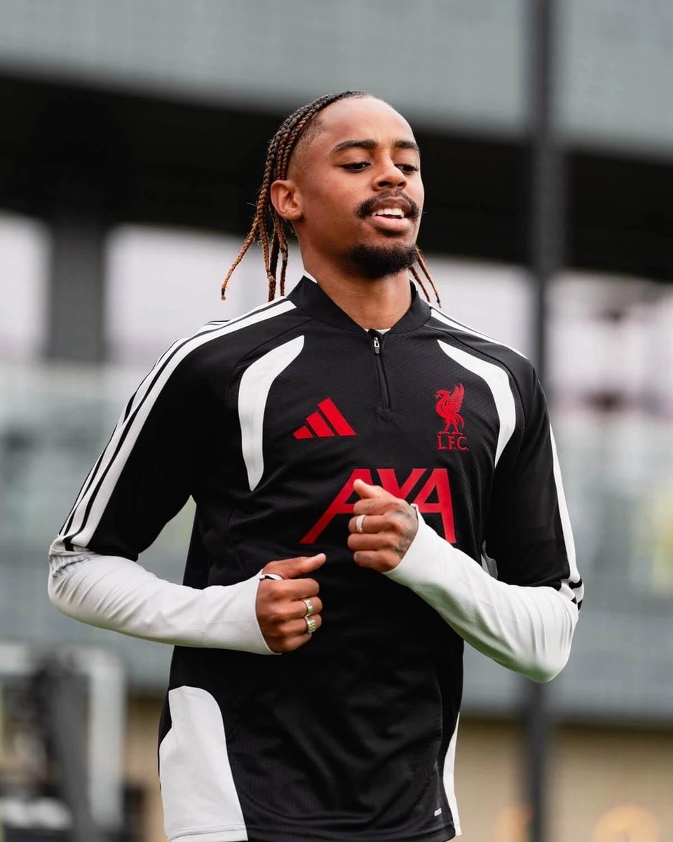 Ibeabuchi1369's tweet photo. @PSG_inside @gollofootball Without him you're winning nothing https://t.co/adkZCuqLMv