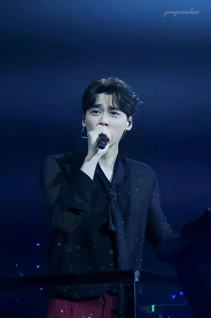 FavorLee_54's tweet photo. ❤️#LiYifeng #李易峰 #LYFENG #lyf #이역봉 #りいふう #หลี่อี้เฟิง #リー・イーフォン #LýDịchPhong #loveyouforever https://t.co/jxjEACnZ2b