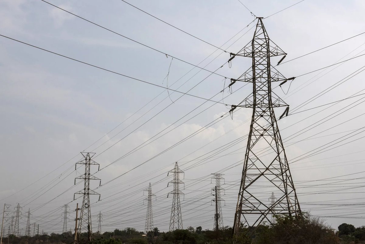 StockMKTNewz's tweet photo. GE Vernova $GEV has committed to repairing large portions of Venezuela’s  🇻🇪 power grid - Bloomberg https://t.co/GD9iE9DMR5