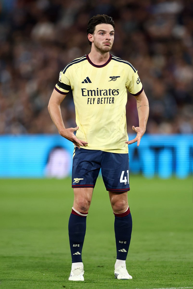 DailyAFC's tweet photo. Declan Rice has made more line-breaking passes per 90 than any other player in the Premier League this season. (26.5) ✅🪄 [@FotMob] https://t.co/lsEZTwx130