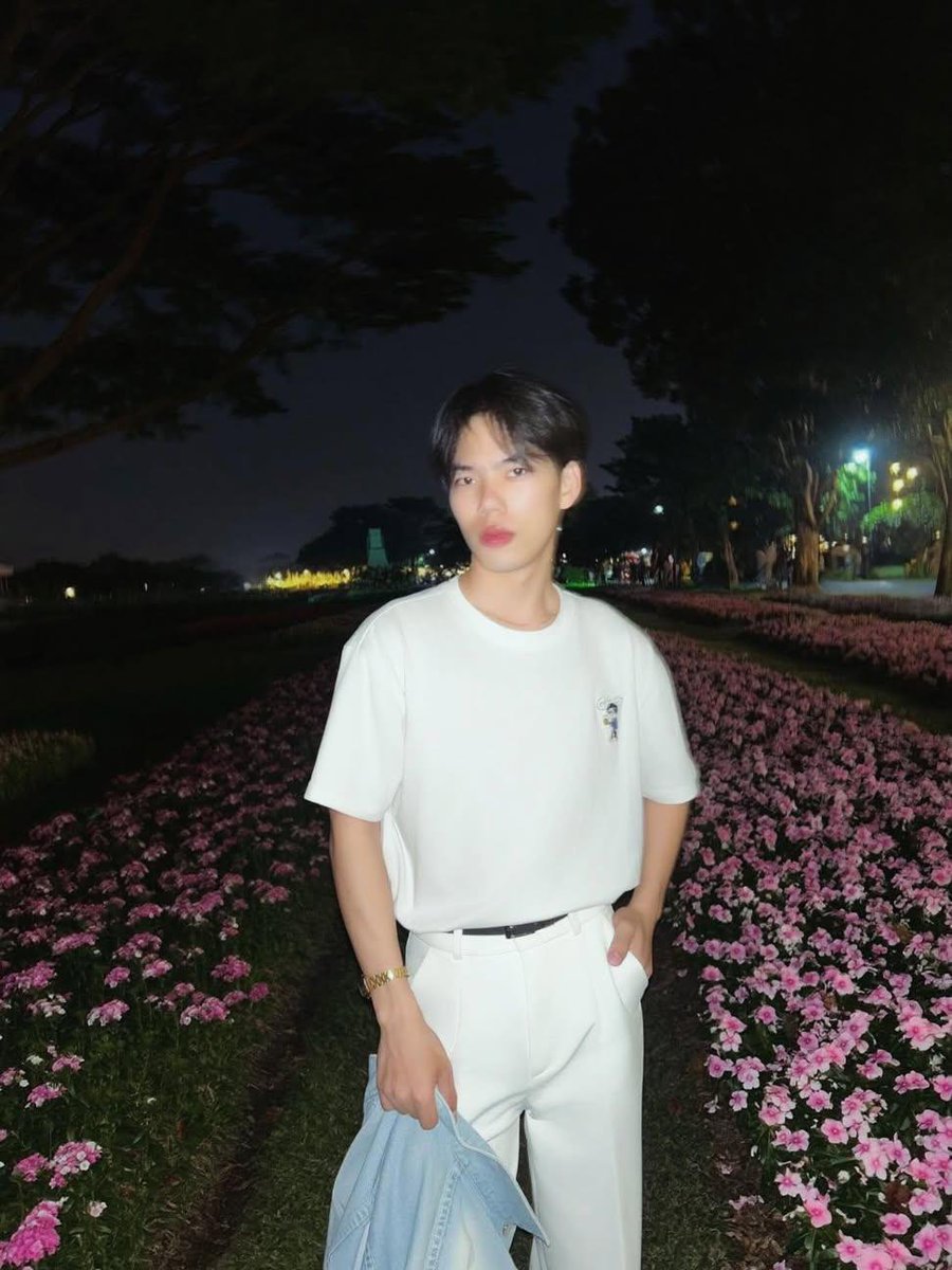 Gem48097864's tweet photo. #ราม2 #บางนา 🦖🦖 https://t.co/pTFAgFaBz0