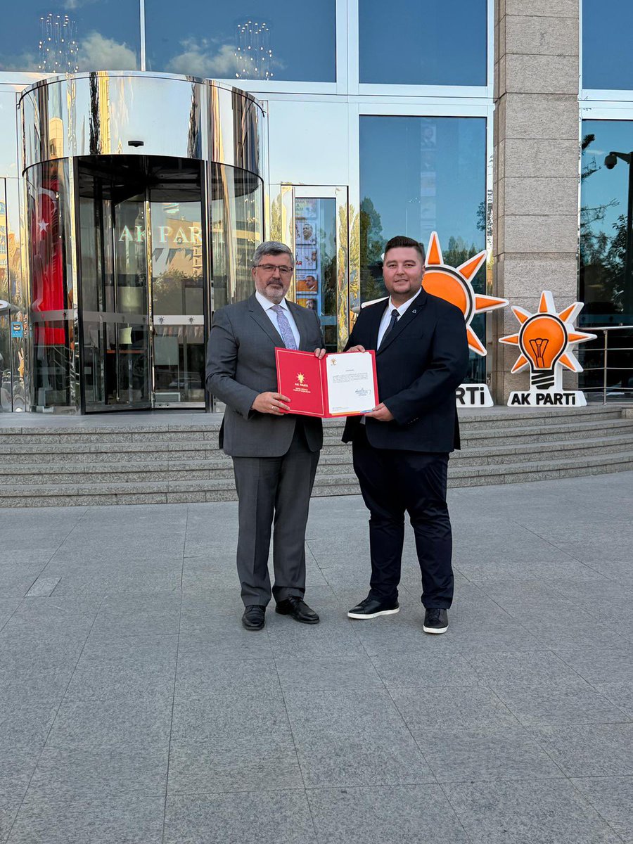 avaliozkaya's tweet photo. AK Parti Genel Başkan Yardımcımız ve Teşkilat Başkanımız Sn. Ahmet Büyükgümüş’ün takdirleriyle, Başmakçı İlçe Başkanlığı görevine kıymetli kardeşim Hayati Tezcan görevlendirilmiştir.

Cumhurbaşkanımız ve Genel Başkanımız Sn. Recep Tayyip Erdoğan’ın liderliğinde, Başmakçı’mız için aynı inanç ve kararlılıkla çalışmaya, eser ve hizmet siyasetimizi büyütmeye devam edeceğiz. 

Bugüne kadar teşkilatımıza ve ilçemize verdiği kıymetli hizmetler dolayısıyla Murat Kerpiç Başkanımıza teşekkür ediyor, Hayati Tezcan kardeşimize yeni görevinde başarılar diliyorum. Teşkilatımıza ve Başmakçı’mıza hayırlı olsun.