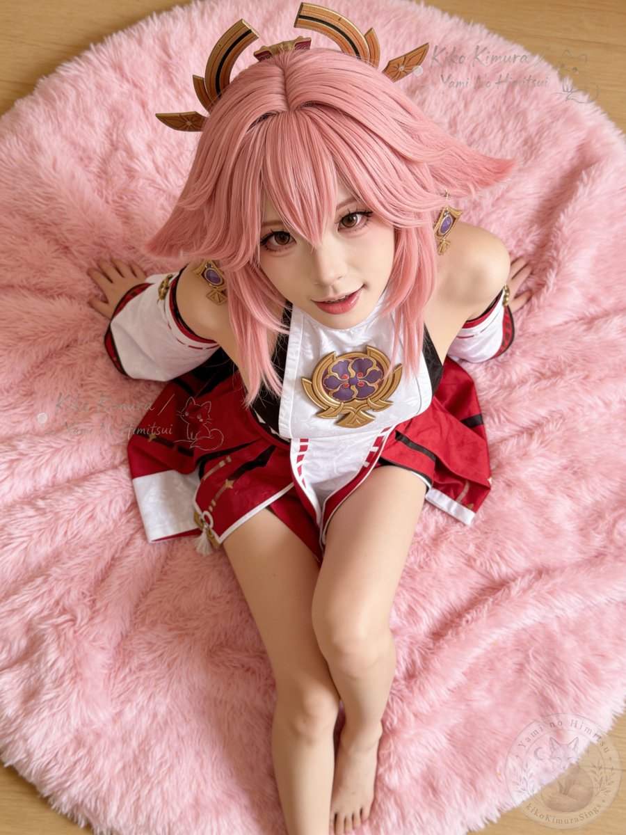 KikoKimuraSings's tweet photo. You can keep staring all day if you'd like... I certainly don't mind being the most captivating thing in your view ✨💕

#YaeMiko #GenshinImpact #Cosplay https://t.co/7ilswEwk3l