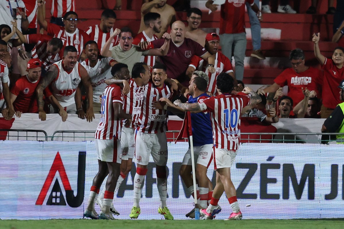 ge_pernambuco's tweet photo. Série B: veja probabilidades de acesso e queda atualizadas das 20 equipes ⏬
https://t.co/4gbnCaKpzO

📸 Marlon Costa/Agif https://t.co/9U6BTWvEcF