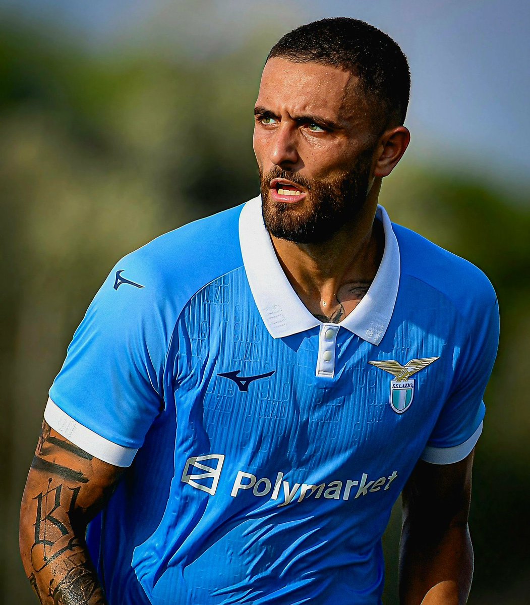 FootballFam_'s tweet photo. 🚨 INFO FF: Nell’accordo che ha portato Gabriele #Artistico dalla #Lazio al #Padova per una cifra di circa 3,5 milioni, il club biancoceleste ha mantenuto un diritto di recompra pari a 10 milioni. #Calciomercato https://t.co/5spxgt8M5K
