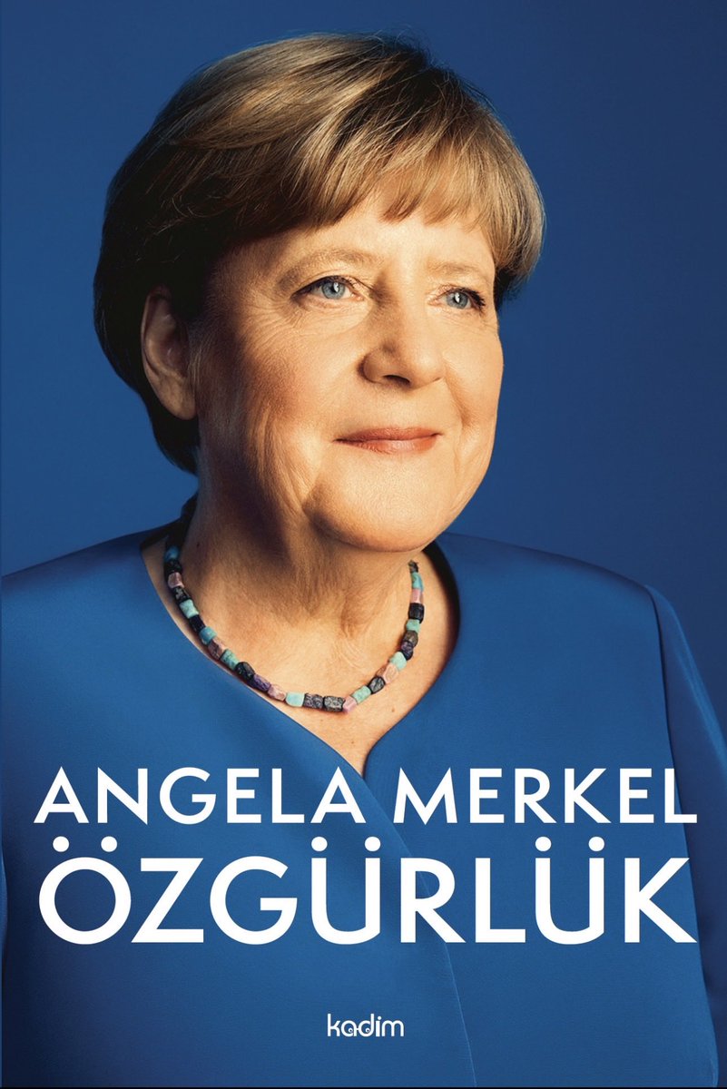 hamditursucu's tweet photo. Kıymetli Dostum, 
Kardeşim @serhatbuhari , yayımcılık dünyasına çok emek verdi.
Danışma Kurulu Üyeliğinden onur duyduğum, 20 yılı aşan kesintisiz “Muhafazakar Düşünce Dergisi” ve başta @KadimYayin olmak üzere kitaba dair kocaman bir emek. Yolun, bahtın açık olsun👏👏💐 https://t.co/IpFaYNpWKK