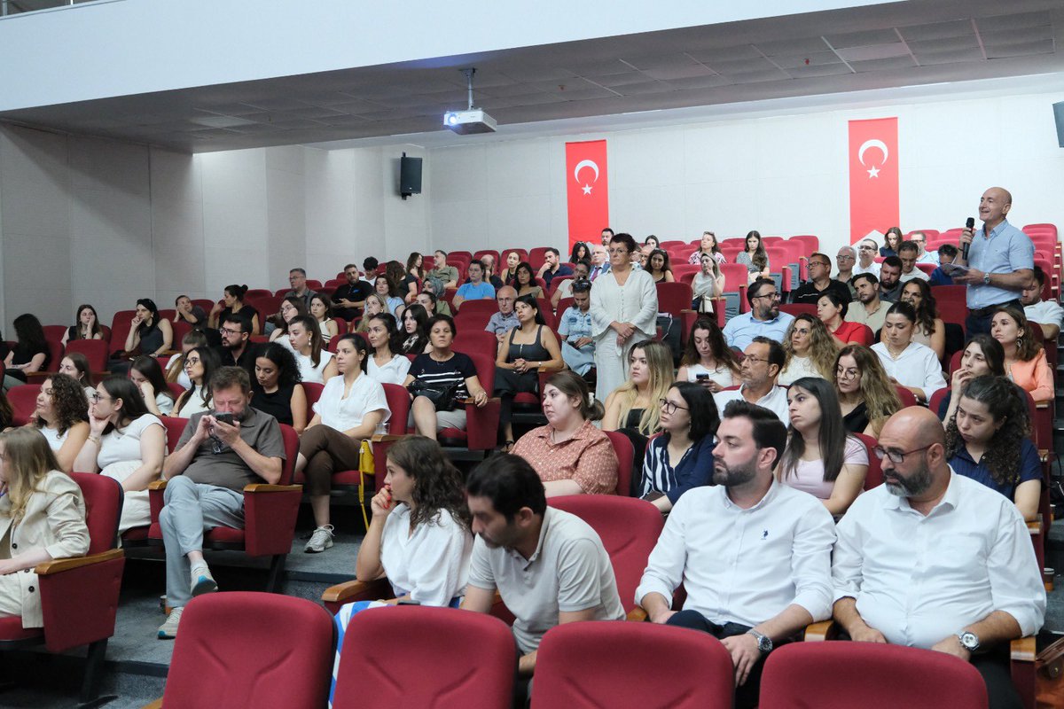 hasantanriseven's tweet photo. Kamu hastanelerinden sonra, özel hastane ve sağlık kuruluşlarının temsilcileri ile bir araya geldik. Amacımız vatandaşlarımıza daha kaliteli sağlık hizmeti sunmak. https://t.co/gxlgfhkr3z
