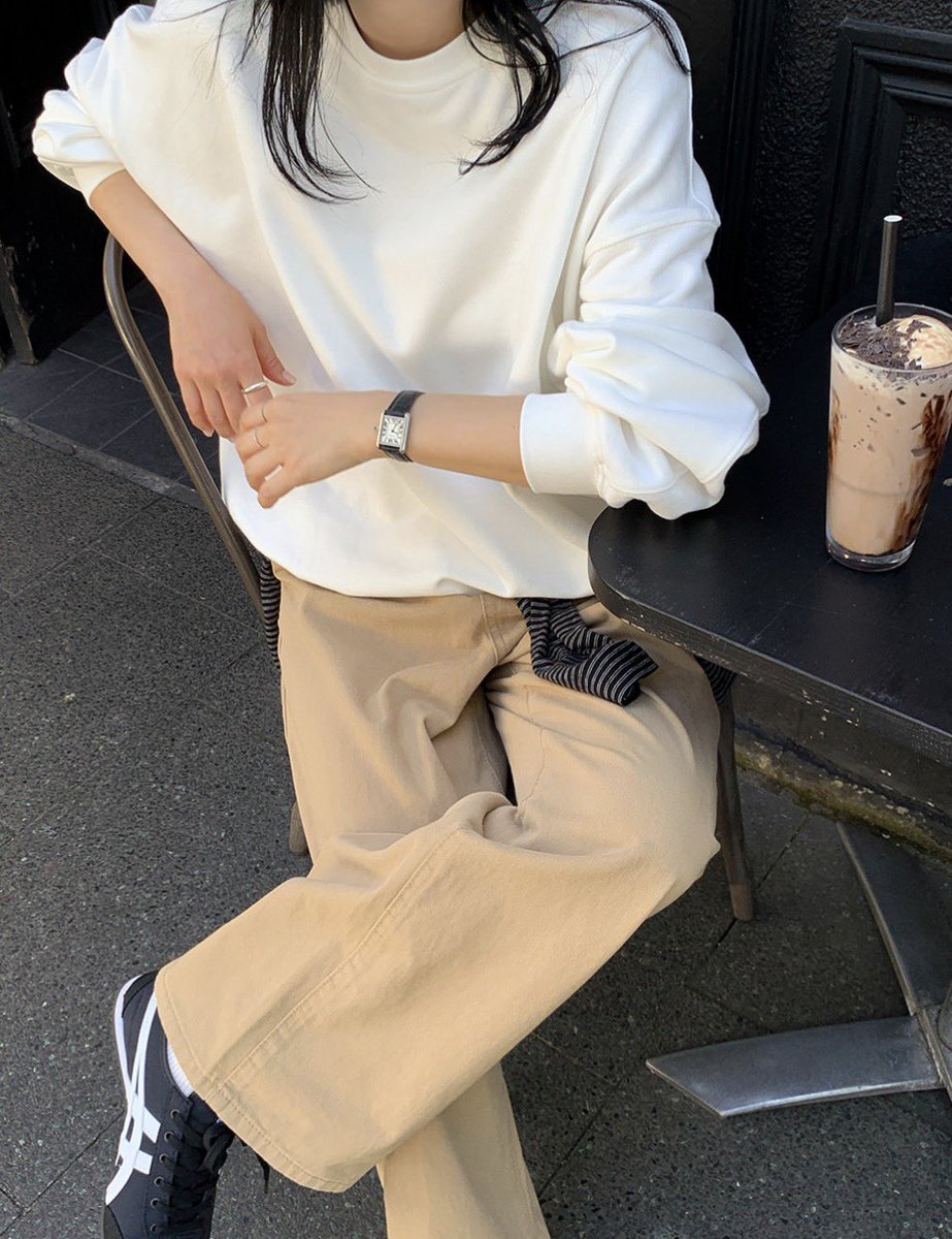 oikooya's tweet photo. 9월 룩 위시리스트……….. 💸 https://t.co/BPaYECf1lX