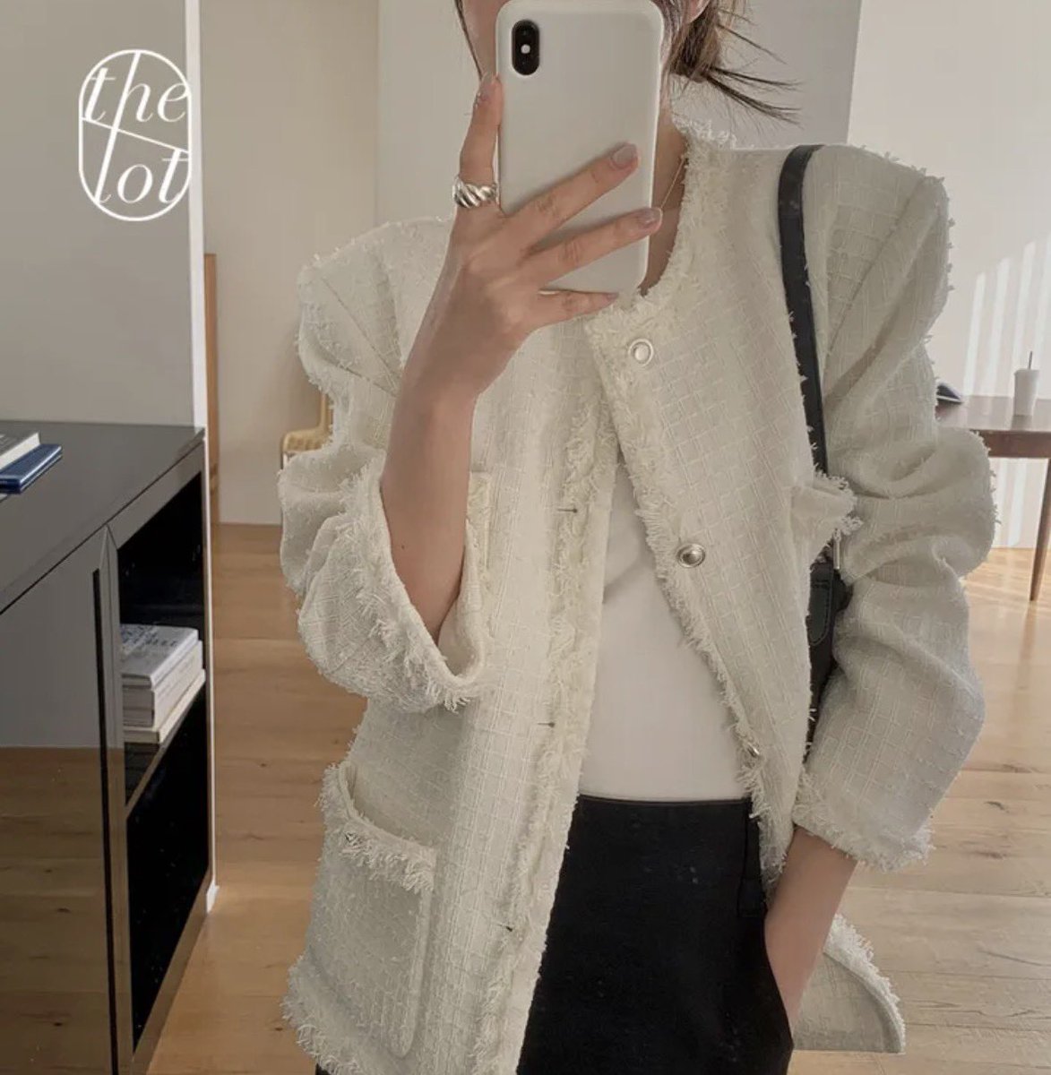 oikooya's tweet photo. 9월 룩 위시리스트……….. 💸 https://t.co/BPaYECf1lX