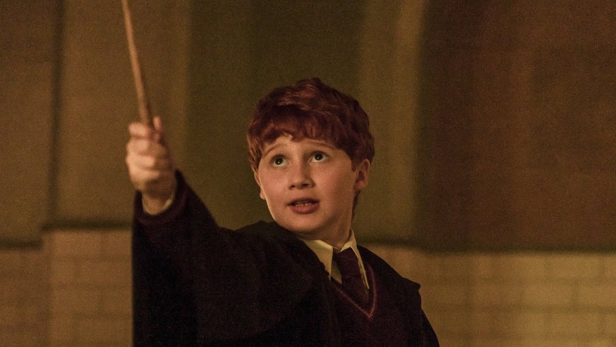 TheDailyHPotter's tweet photo. A new look at our Harry, Ron and Hermione 😍 https://t.co/VZHWRms2Mf