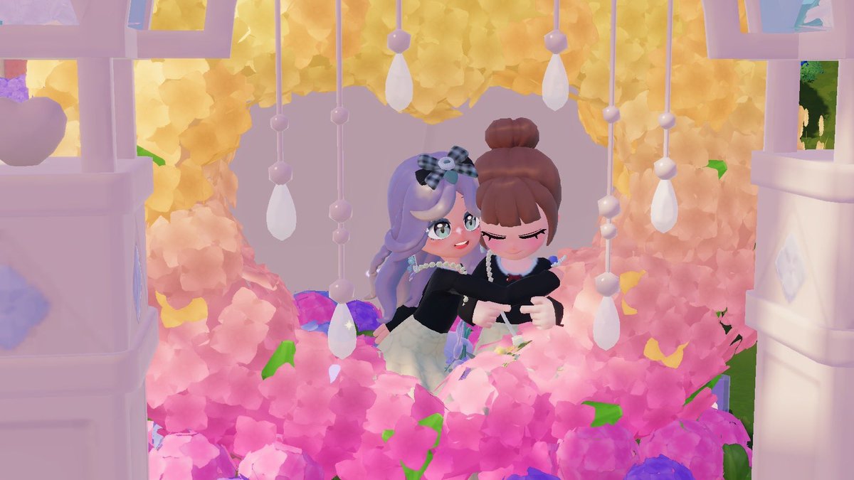 Nyon_KX0226's tweet photo. 全然会えなくてごめんね🥺🥺
ハグしてるように見えるエモート神
可愛すぎんか〜〜🤦🏻‍♀️💖
だいすちだおー！🌟 https://t.co/zyNmf675XQ