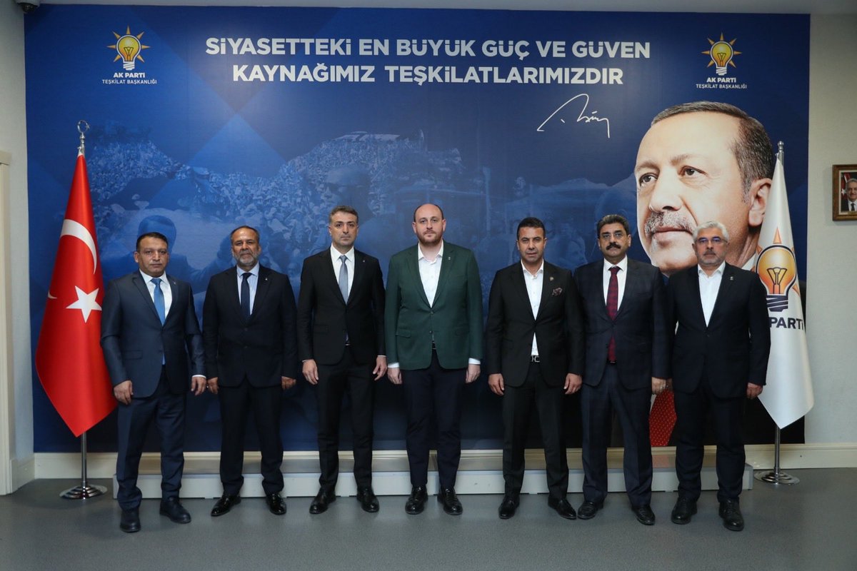 HamitSumer21's tweet photo. Genel Başkan Yardımcımız ve Teşkilat Başkanımız  Sayın Ahmet Büyükgümüş’ün tensipleriyle;

 Sur İlçe Başkanlığımıza Sayın Mücahit Alakuş atanmıştır.

Başkanımıza yeni görevinde başarılar diliyor, bu önemli görevin Sur ilçemize ve teşkilatımıza hayırlı olmasını temenni ediyorum.

Sur İlçe Başkanlığı görevini devrederek İl Teşkilat Başkanlığımızdaki görevine başlayan Sayın Davut Yıldız Başkanımıza da bugüne kadar Sur ilçemize sunduğu emek, gayret ve hizmetleri için teşekkür ediyorum.

Birlik ve beraberlik içerisinde aynı azim ve kararlılıkla yolumuza devam edeceğiz.

Diyarbakır’ımıza, Sur ilçemize, teşkilatımıza ve tüm hemşehrilerimize hayırlı olmasını temenni ediyorum.

@abuyukgumus
@hakanaksu058
@AvukatErsanAksu
@mucahitalakus