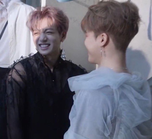 chimmyjoonssi's tweet photo. inseparable https://t.co/TMq0wjE08e